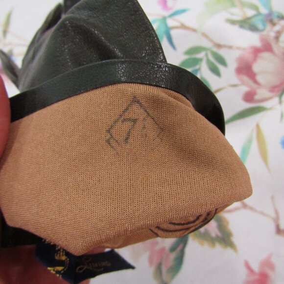 New NOS Dead Stock Brown French Kid Leather Gloves--Size 7 1/2----#18,015--08/20 - Picture 4 of 5